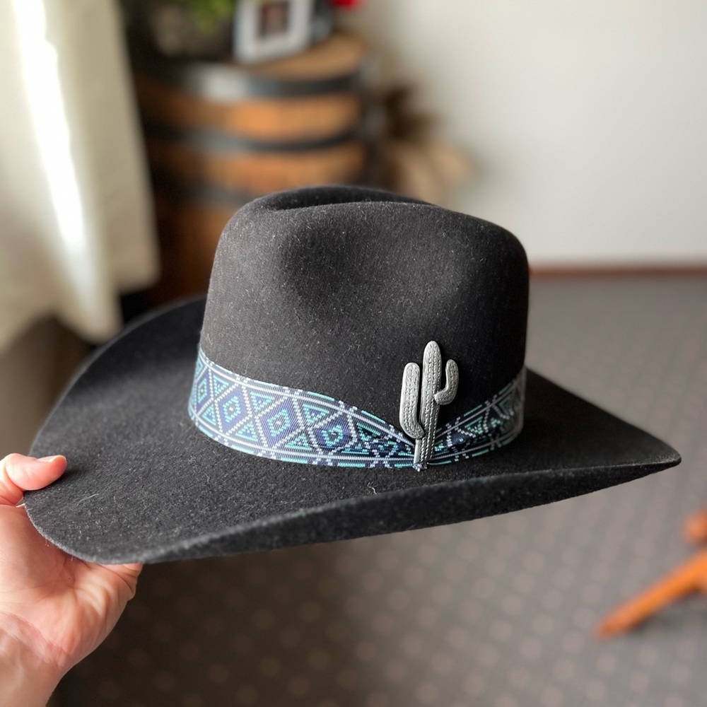 Bull Ranch Felt Cowboy Hat